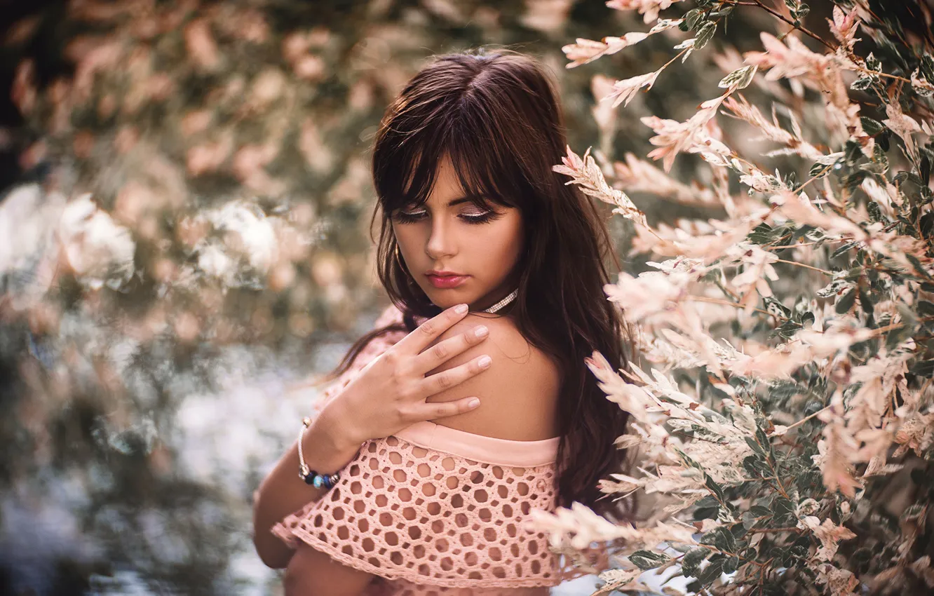 Photo wallpaper face, hair, portrait, hands, makeup, shoulders, Karina, Laura Žygė