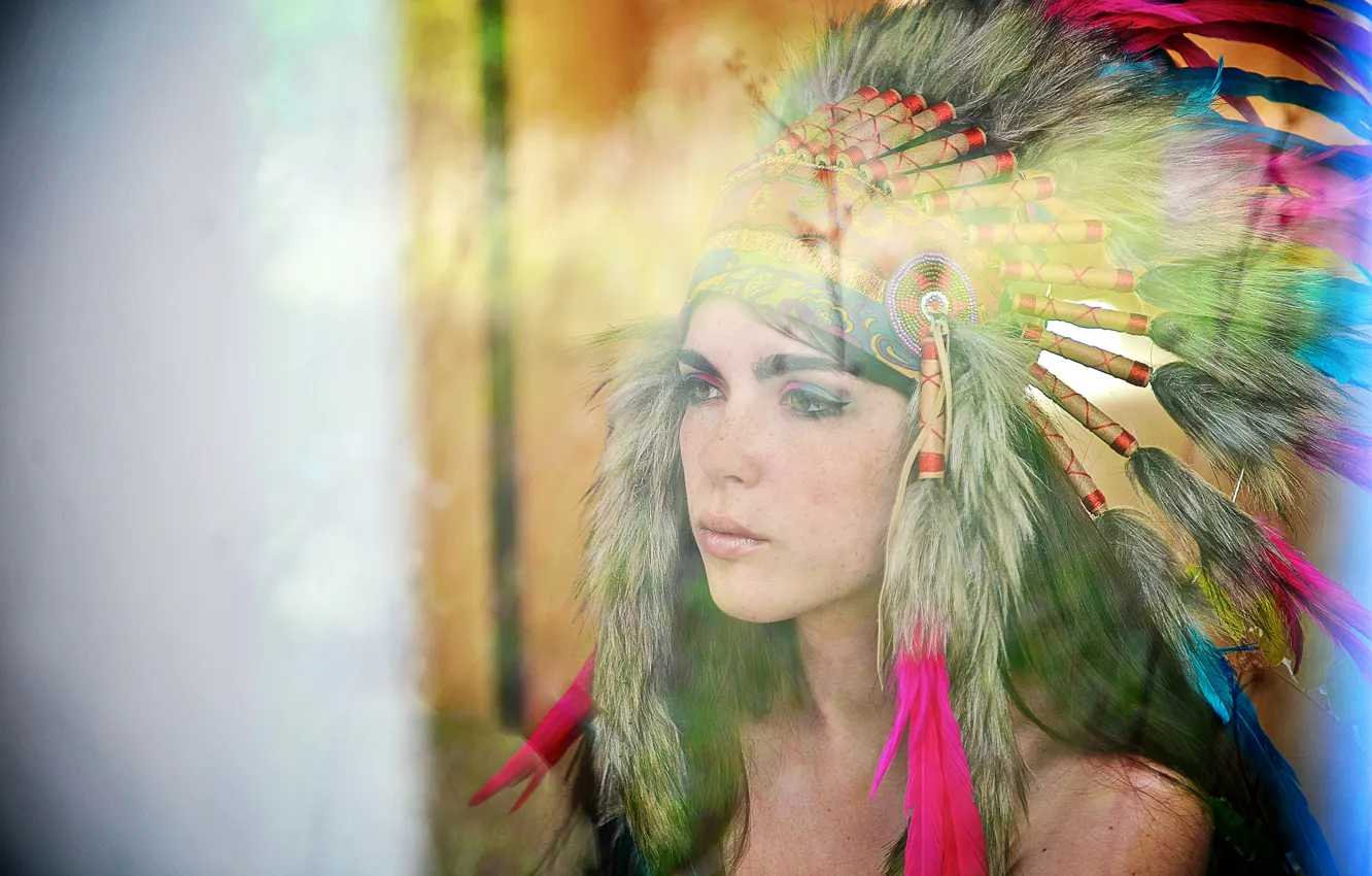 Photo wallpaper look, girl, face, blur, feathers, headdress
