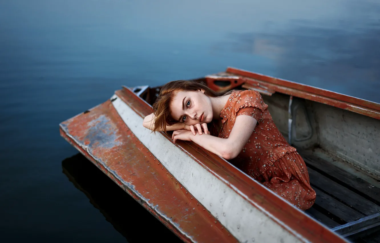 Photo wallpaper sadness, sponge, the girl on the boat, Juliana Naidenova