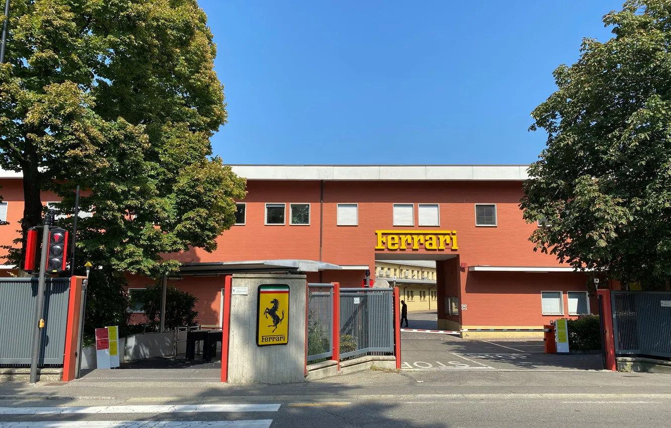 Photo wallpaper Ferrari, road, Italia, Maranello, historical, TARMAC