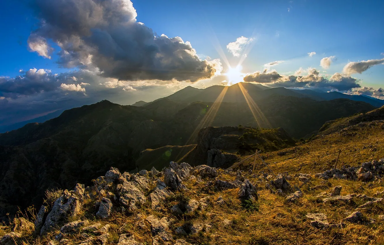 Photo wallpaper the sun, clouds, mountains, Italy