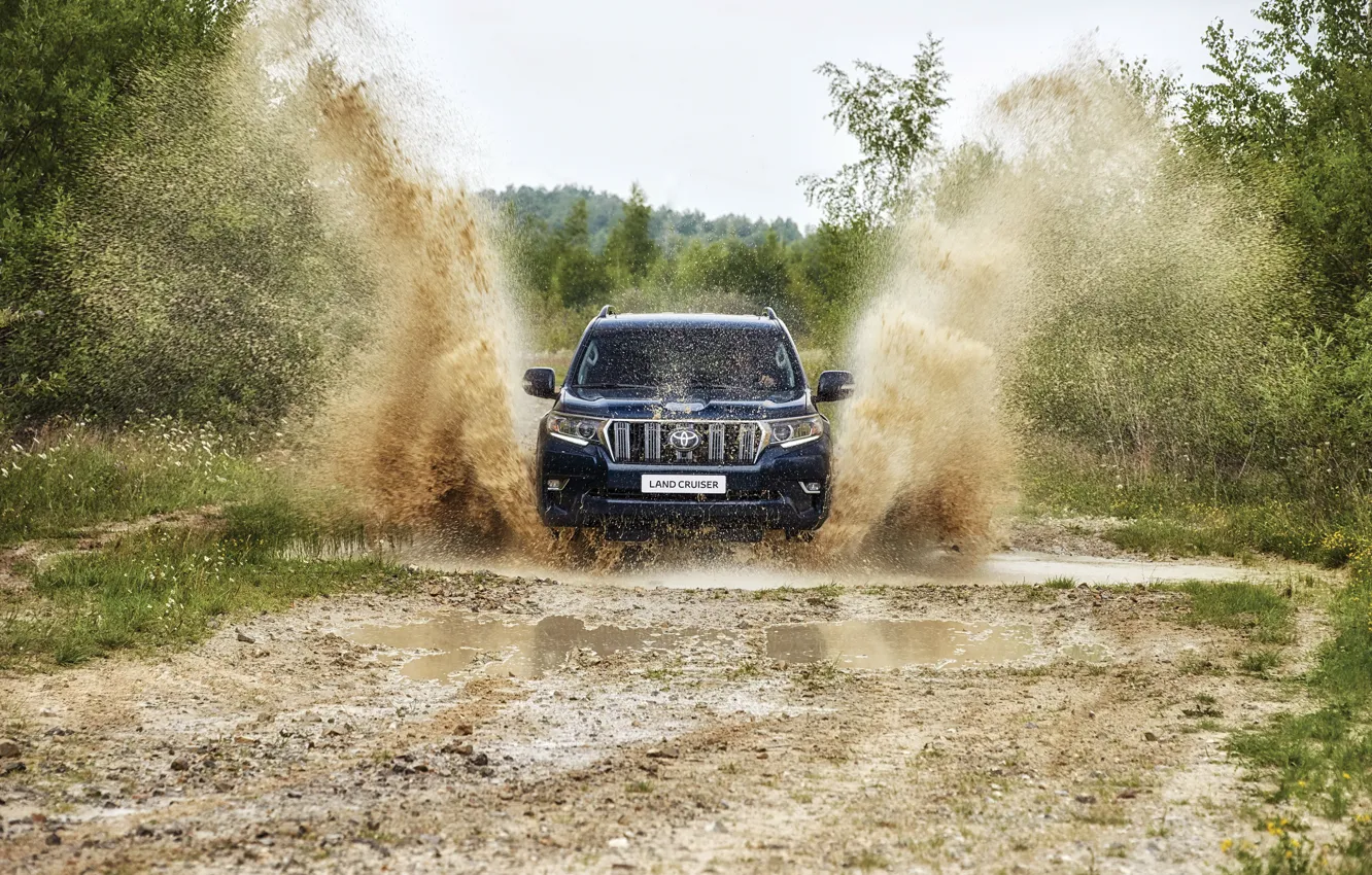 Photo wallpaper grass, water, squirt, puddle, dirt, SUV, Toyota, 4x4
