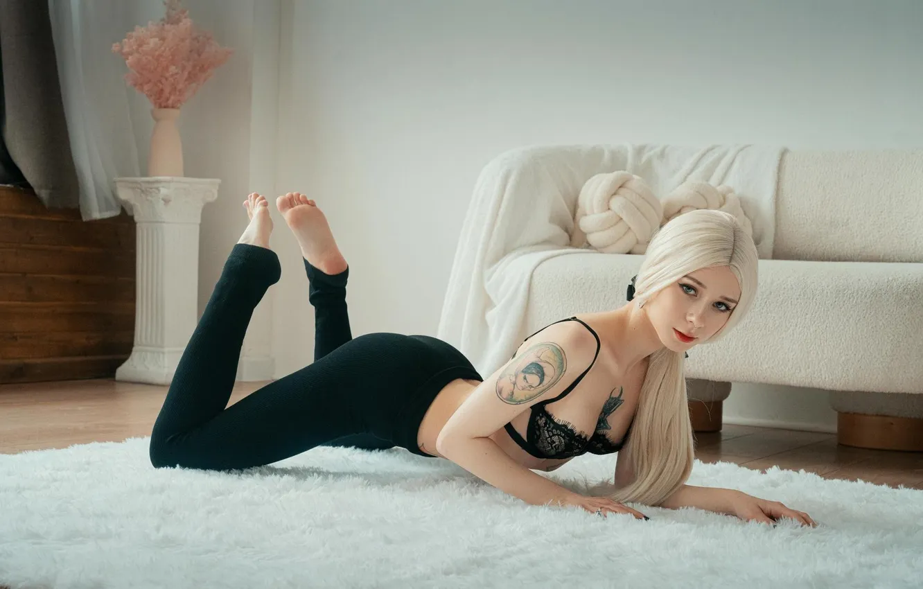 Photo wallpaper barefoot, model, women, blonde, carpet, pants, kneeling, Suicide Girls