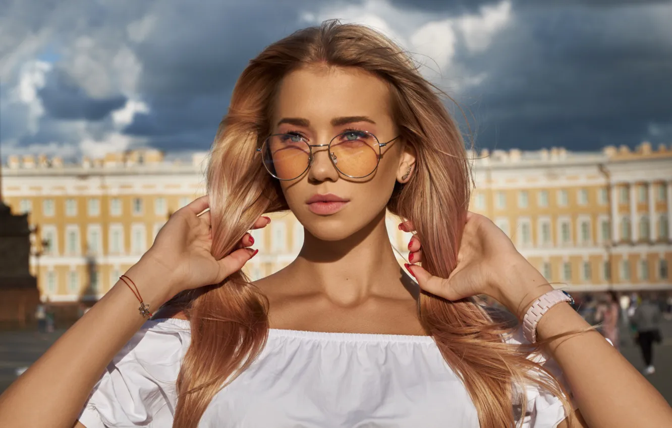 Photo wallpaper girl, hair, glasses, Artem Mostovoy, Anastasia Zhuravleva