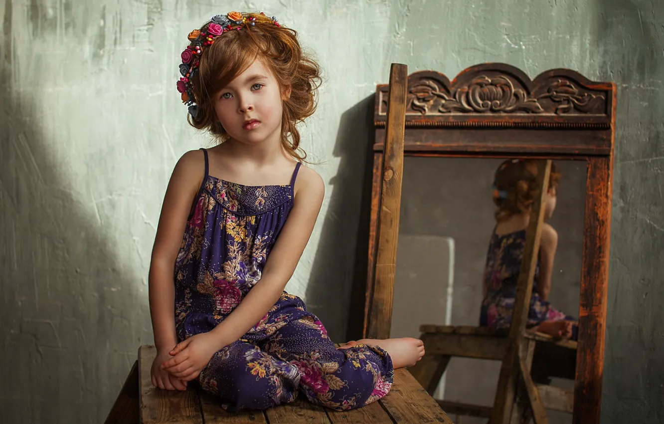 Photo wallpaper flowers, mirror, girl, brown hair, wreath, child, curls, sundress