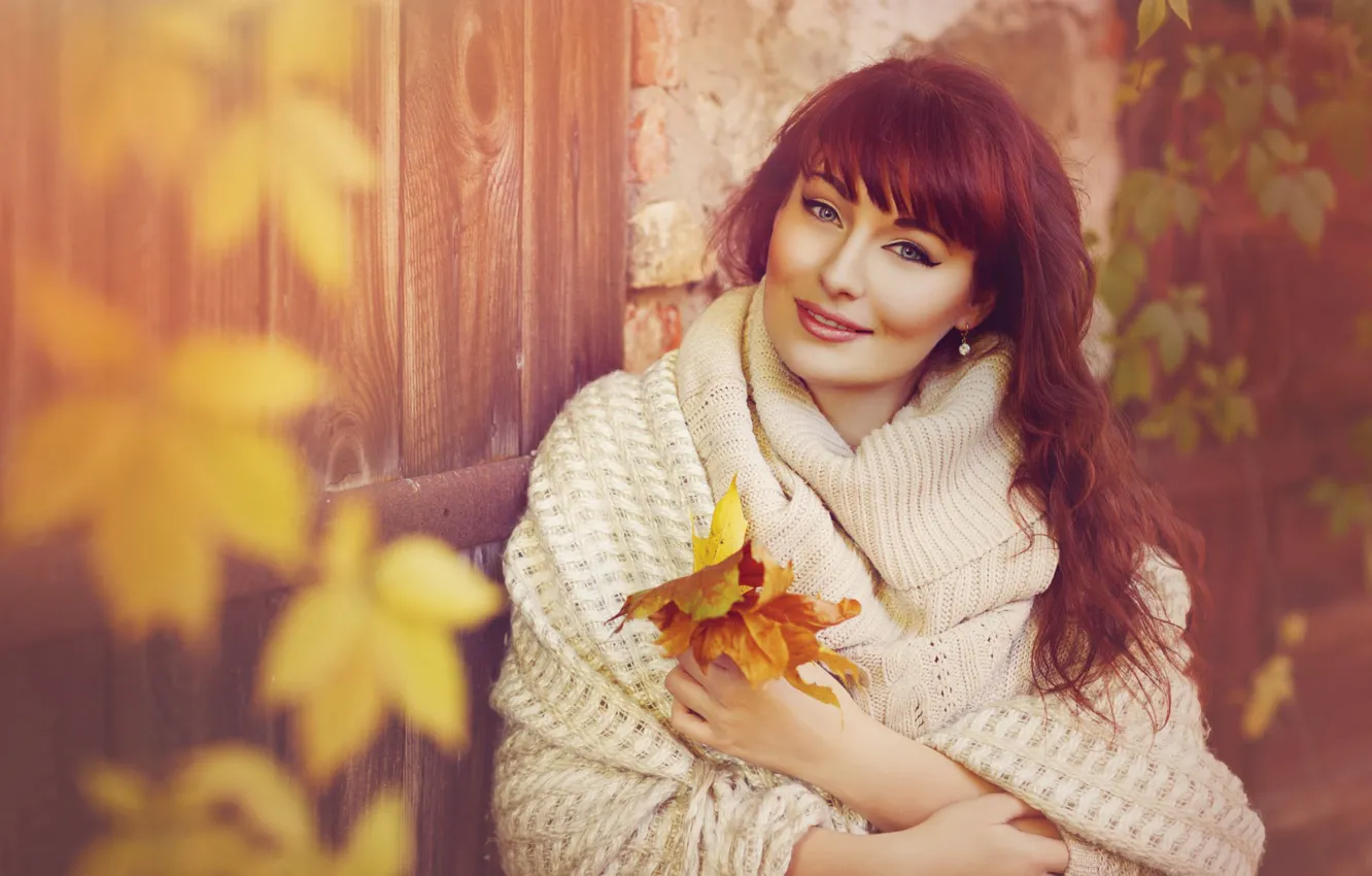 Photo wallpaper autumn, leaves, girl, brown hair, shawl, sweater