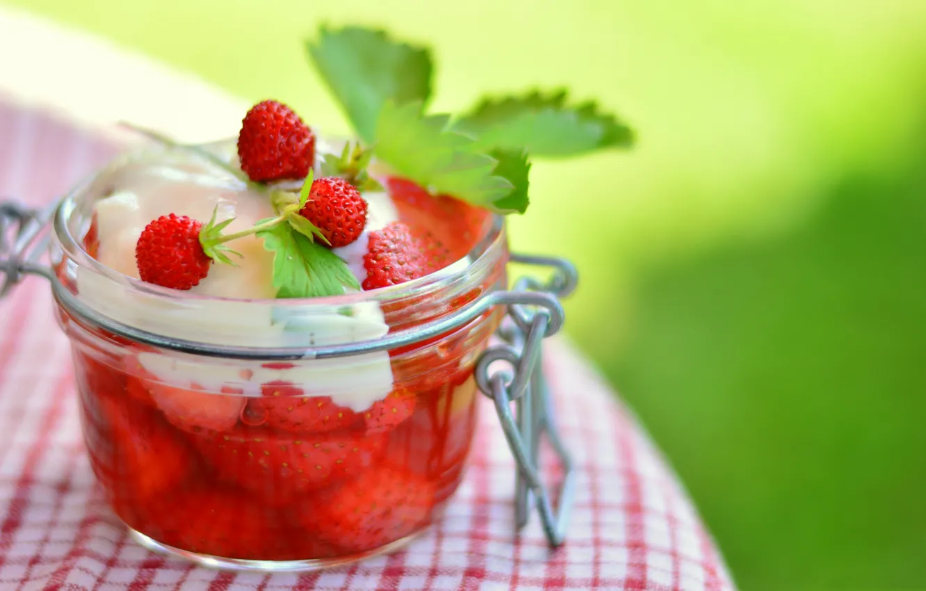Photo wallpaper berries, strawberries, strawberry dessert