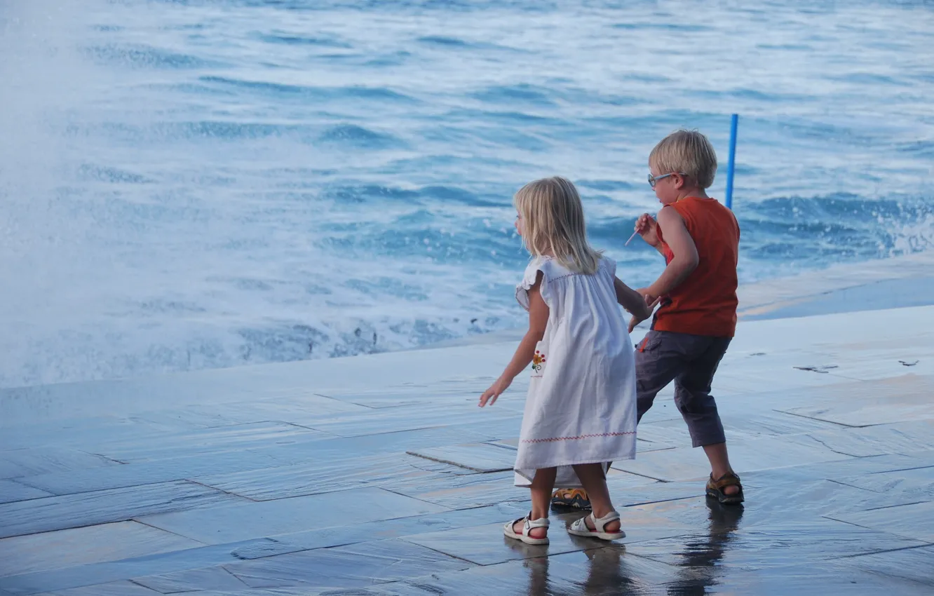 Photo wallpaper sea, water, children