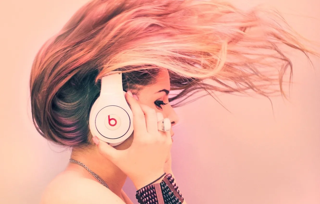 Photo wallpaper girl, music, hair, headphones