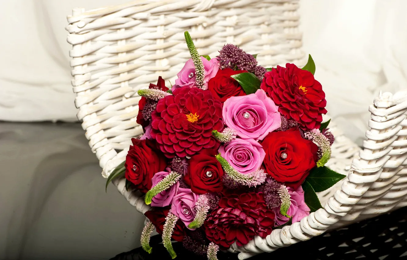 Photo wallpaper roses, bouquet, rhinestones, dahlias