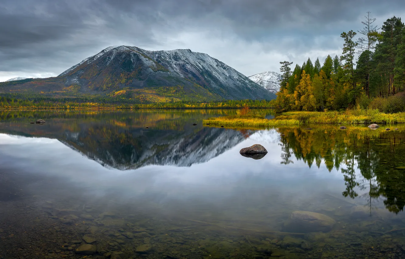 Photo wallpaper water, lake, stones, forrest