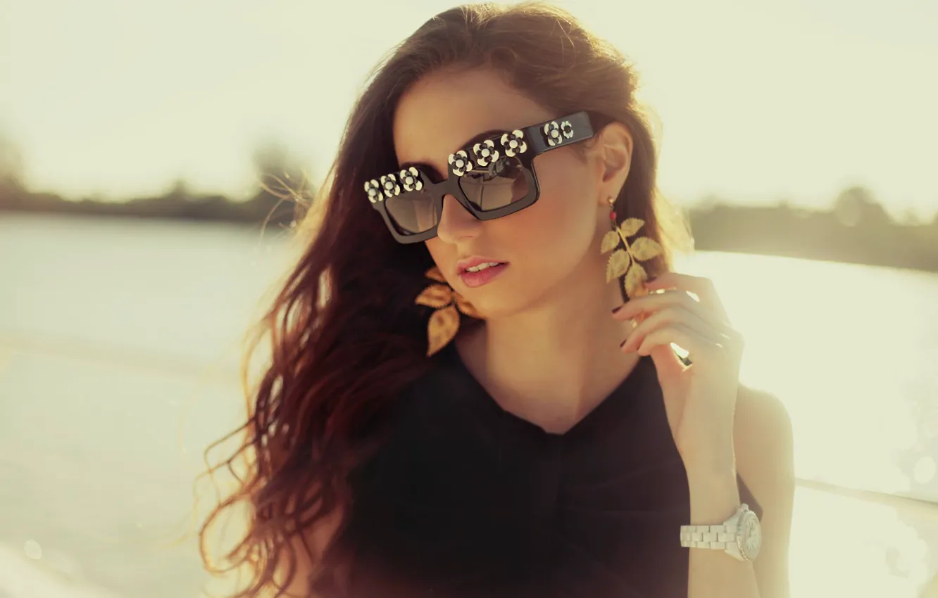 Photo wallpaper girl, model, earrings, glasses, cute