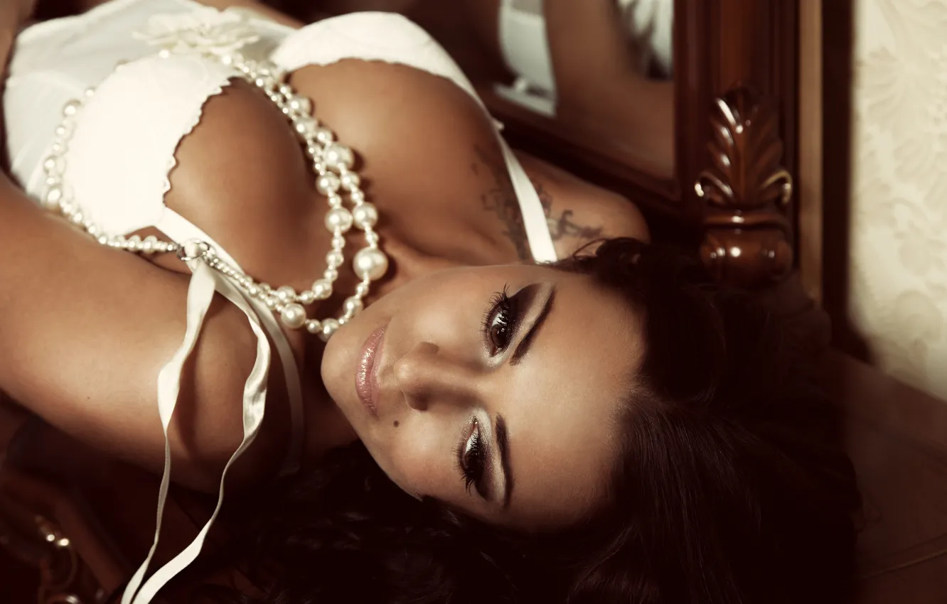 Photo wallpaper chest, girl, pose, makeup, brunette