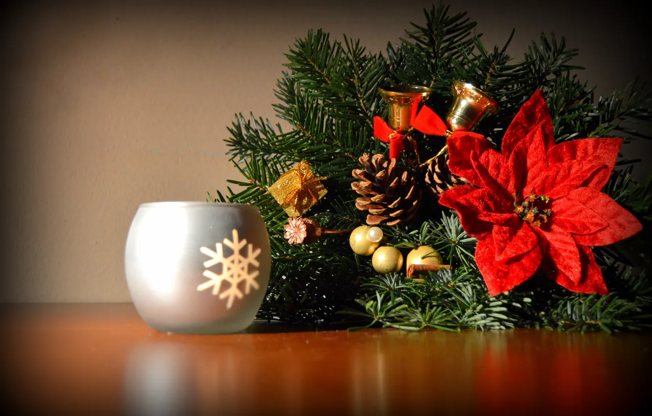 Photo wallpaper flowers, branches, new year, candles, bells, needles, bumps, decor