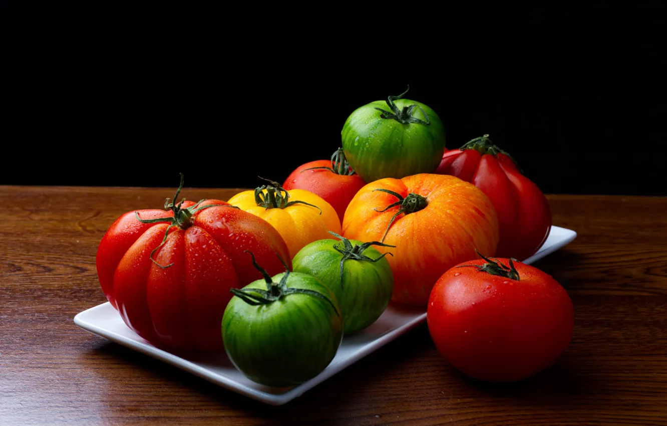 Photo wallpaper drops, table, bright, harvest, green, red, black background, orange