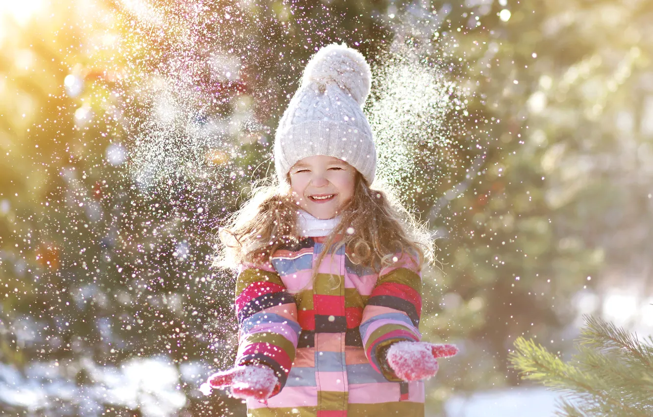 Photo wallpaper winter, snow, joy, smile, hat, child, hands, jacket