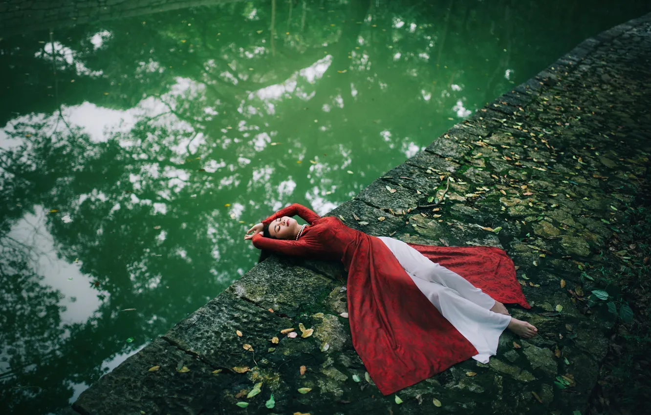 Photo wallpaper girl, pose, lies, Asian, red dress, pond, closed eyes
