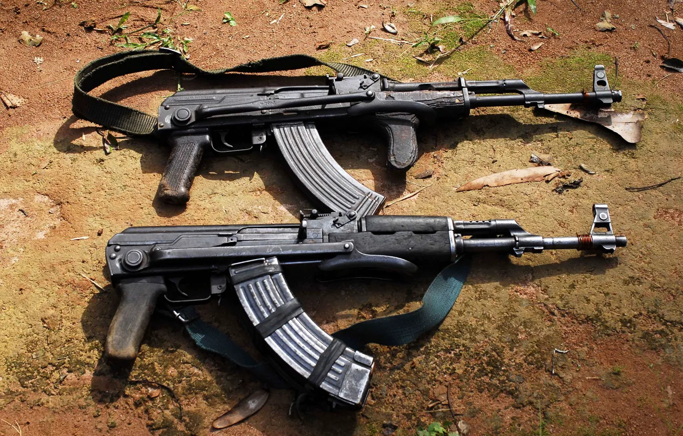 Photo wallpaper leaves, earth, machine, lies, horn, shop