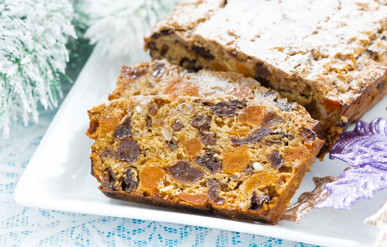 Photo wallpaper spruce, cupcakes, raisins, Christmas, dried apricots