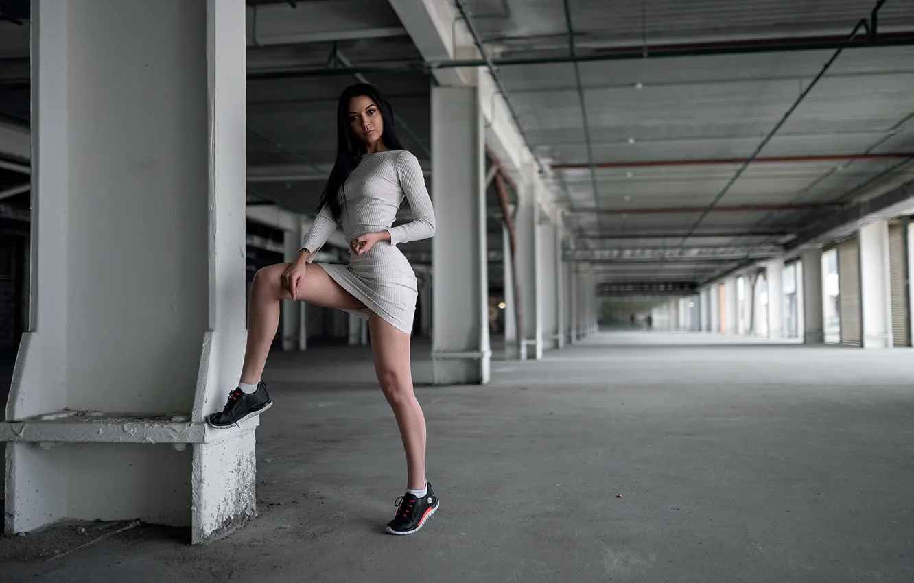 Photo wallpaper look, model, portrait, makeup, figure, dress, brunette, hairstyle