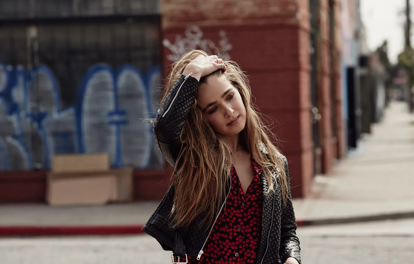 Photo wallpaper street, home, actress, jacket, hairstyle, brown hair, photoshoot, bokeh