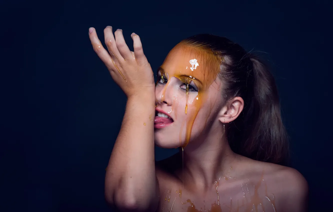 Photo wallpaper language, girl, honey, honey, delicious, sweet