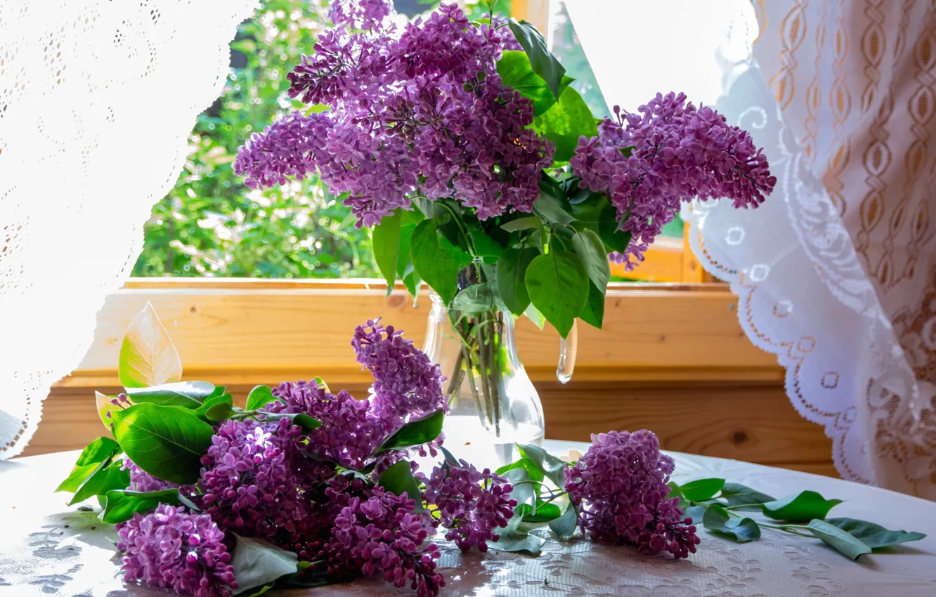 Photo wallpaper bouquet, window, lilac