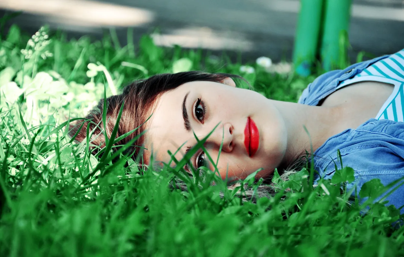 Photo wallpaper look, girl, green grass, hair, makeup, red lips