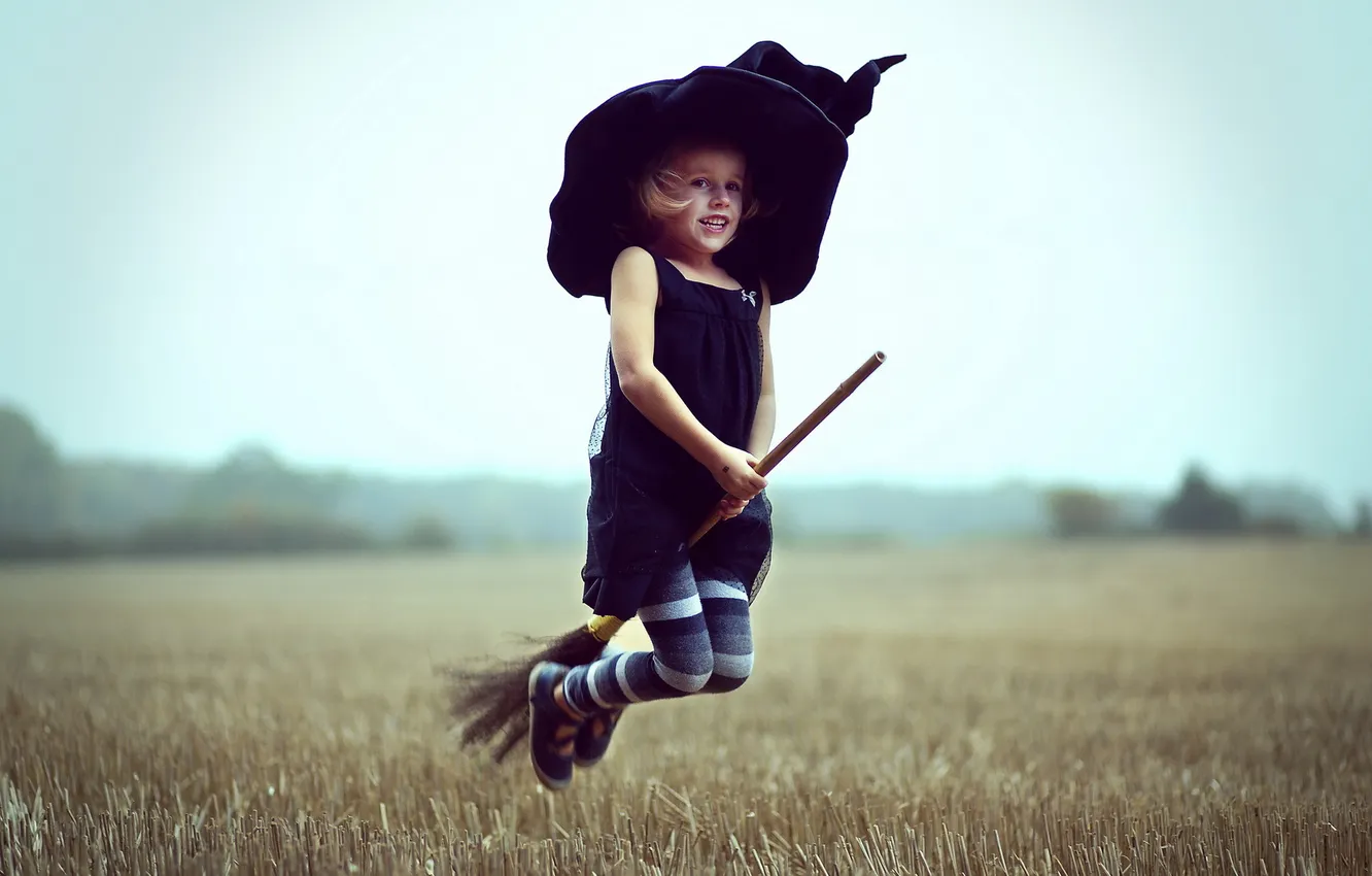 Photo wallpaper flight, girl, witch