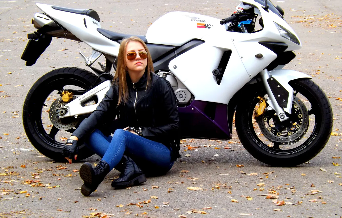 Photo wallpaper girl, bike, posing, sunglasses