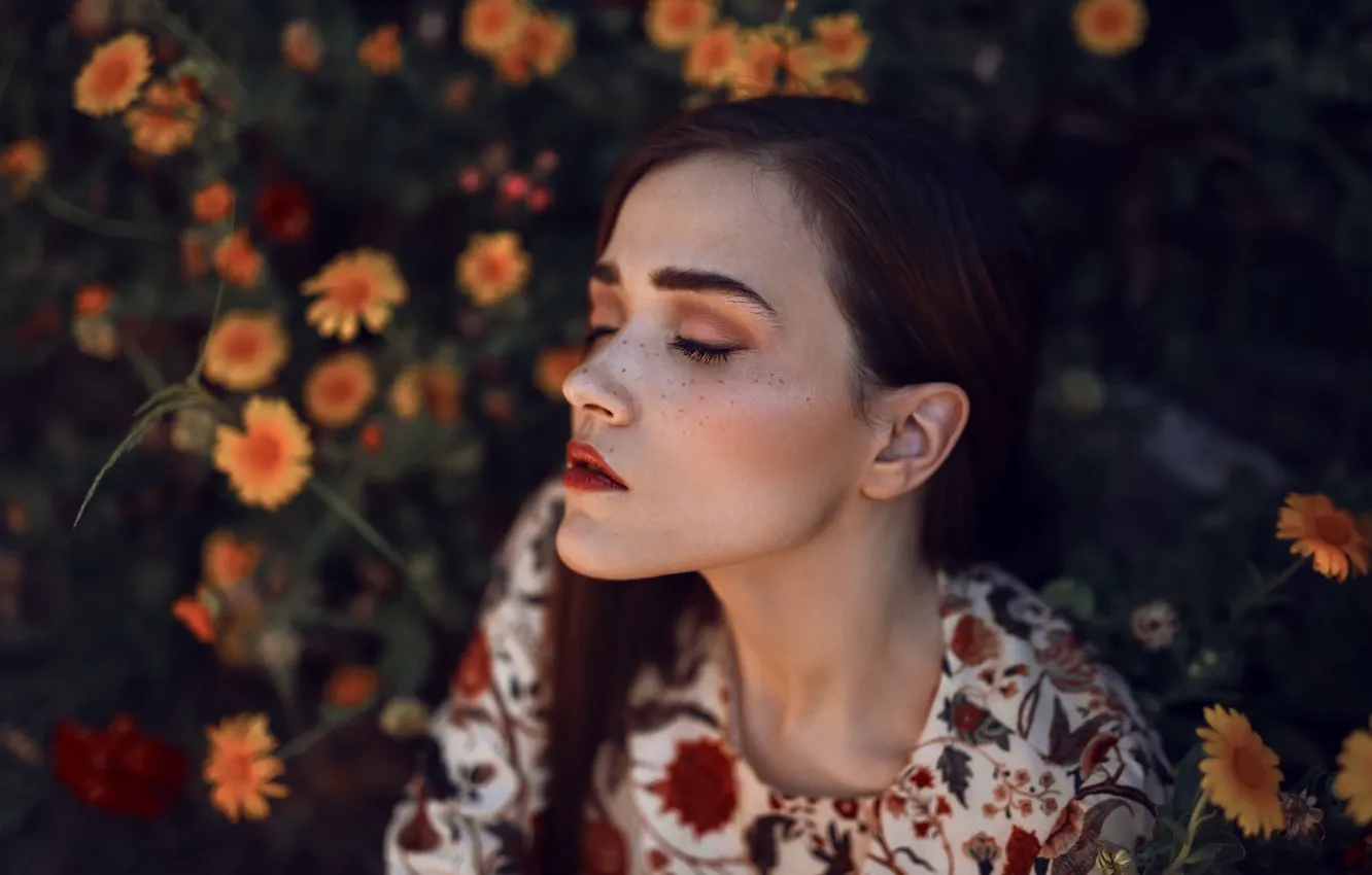 Photo wallpaper girl, flowers, portrait