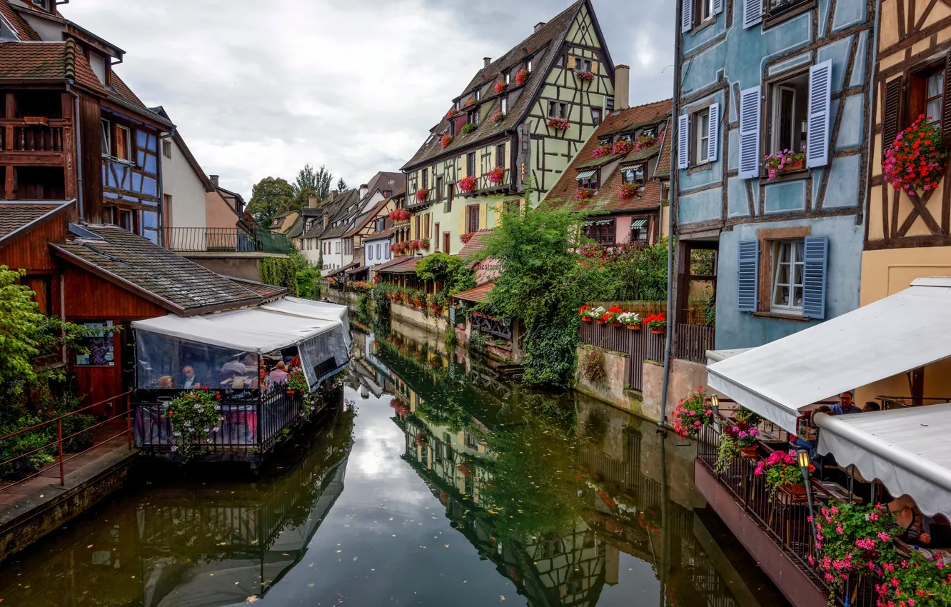 Photo wallpaper the sky, flowers, France, home, channel, cafe, Colmar, Fachwerk