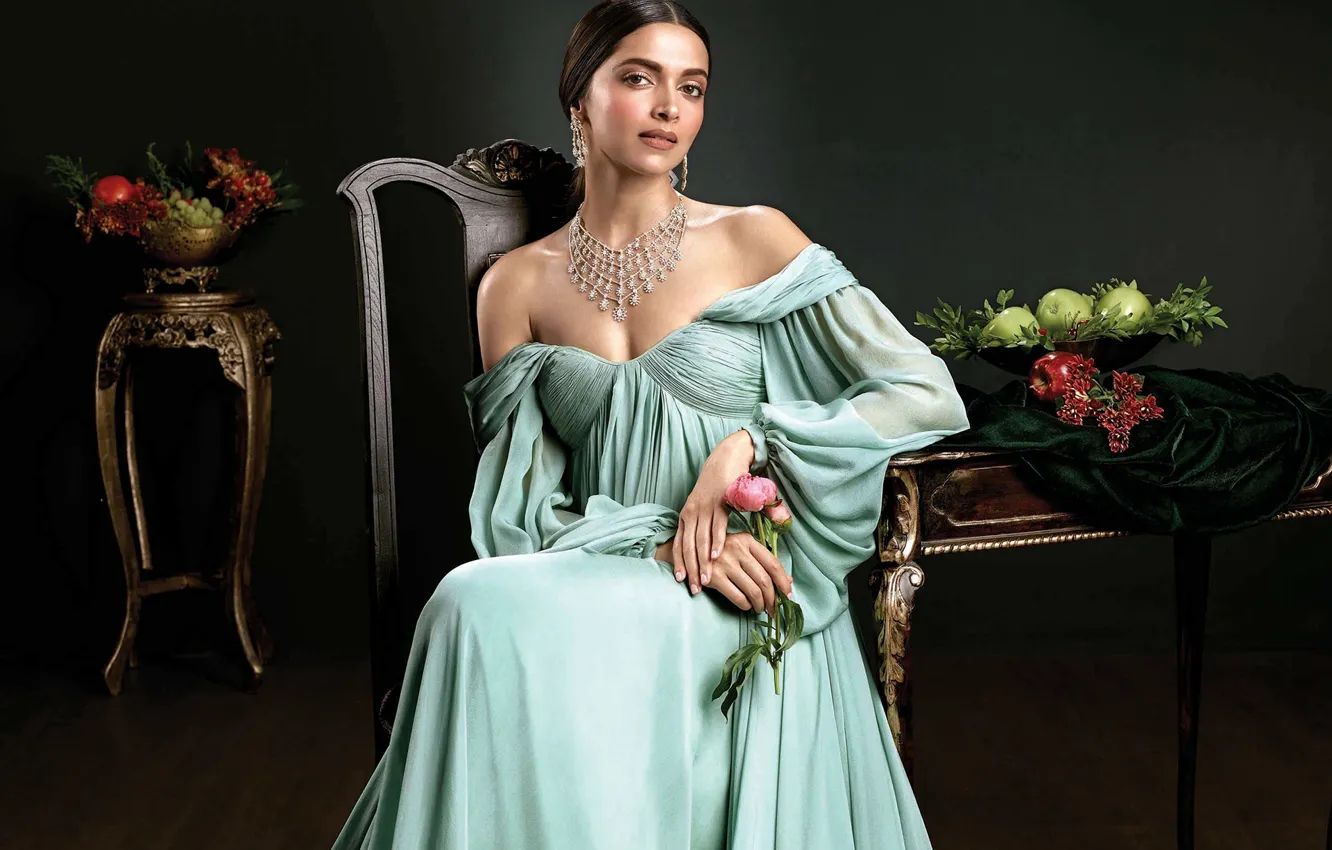 Photo wallpaper girl, hot, sexy, eyes, smile, beautiful, figure, model