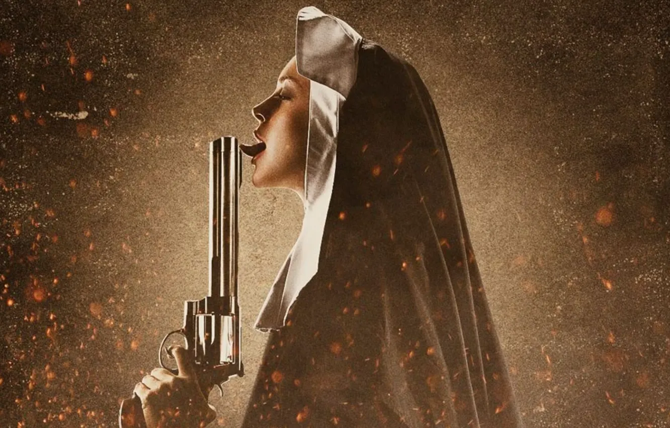 Photo wallpaper language, profile, revolver, nun, Lindsay Lohan, Lindsay Lohan, machete, machete