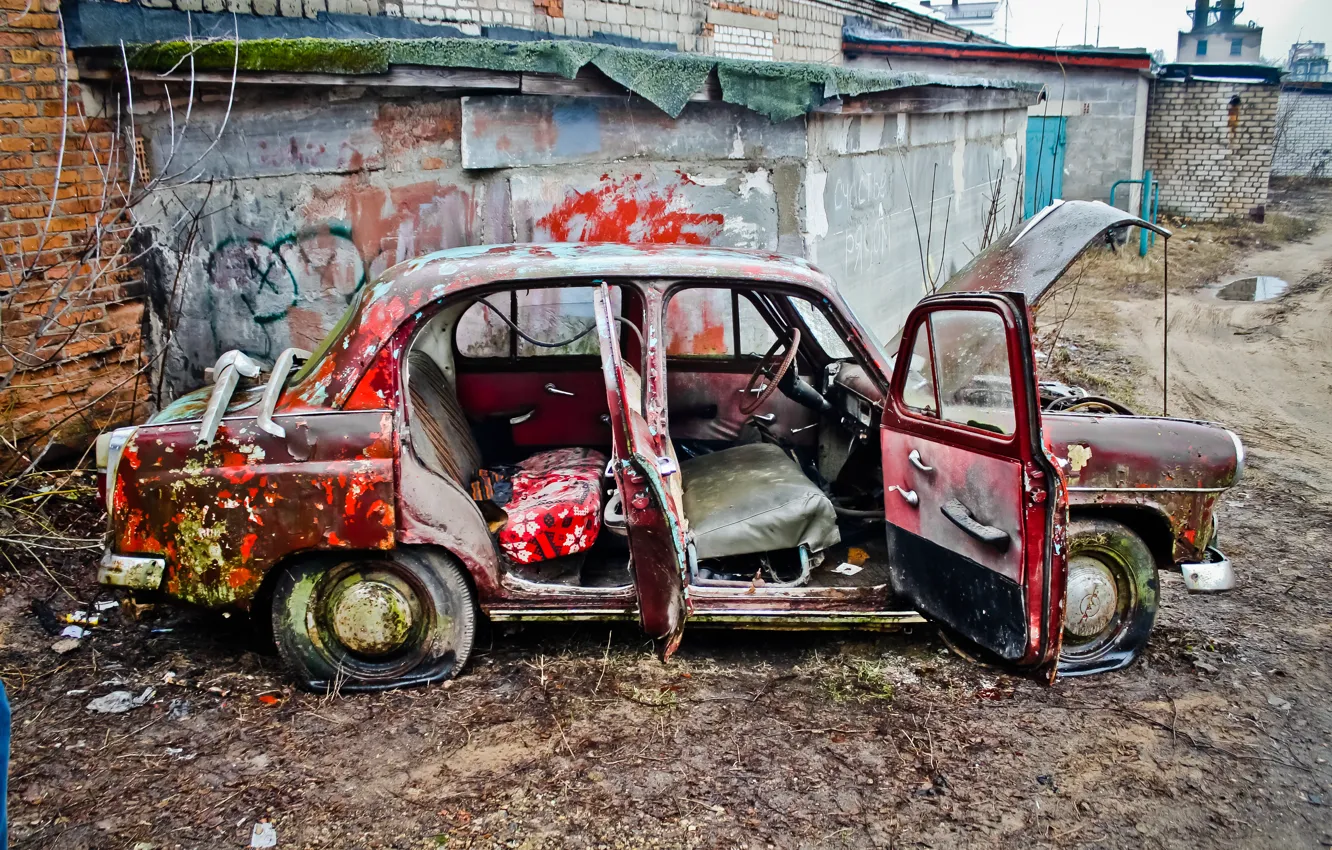 Photo wallpaper USSR, moskvich, abandoned car