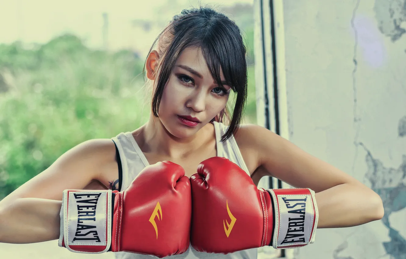Photo wallpaper look, girl, face, background, hair, Boxing gloves