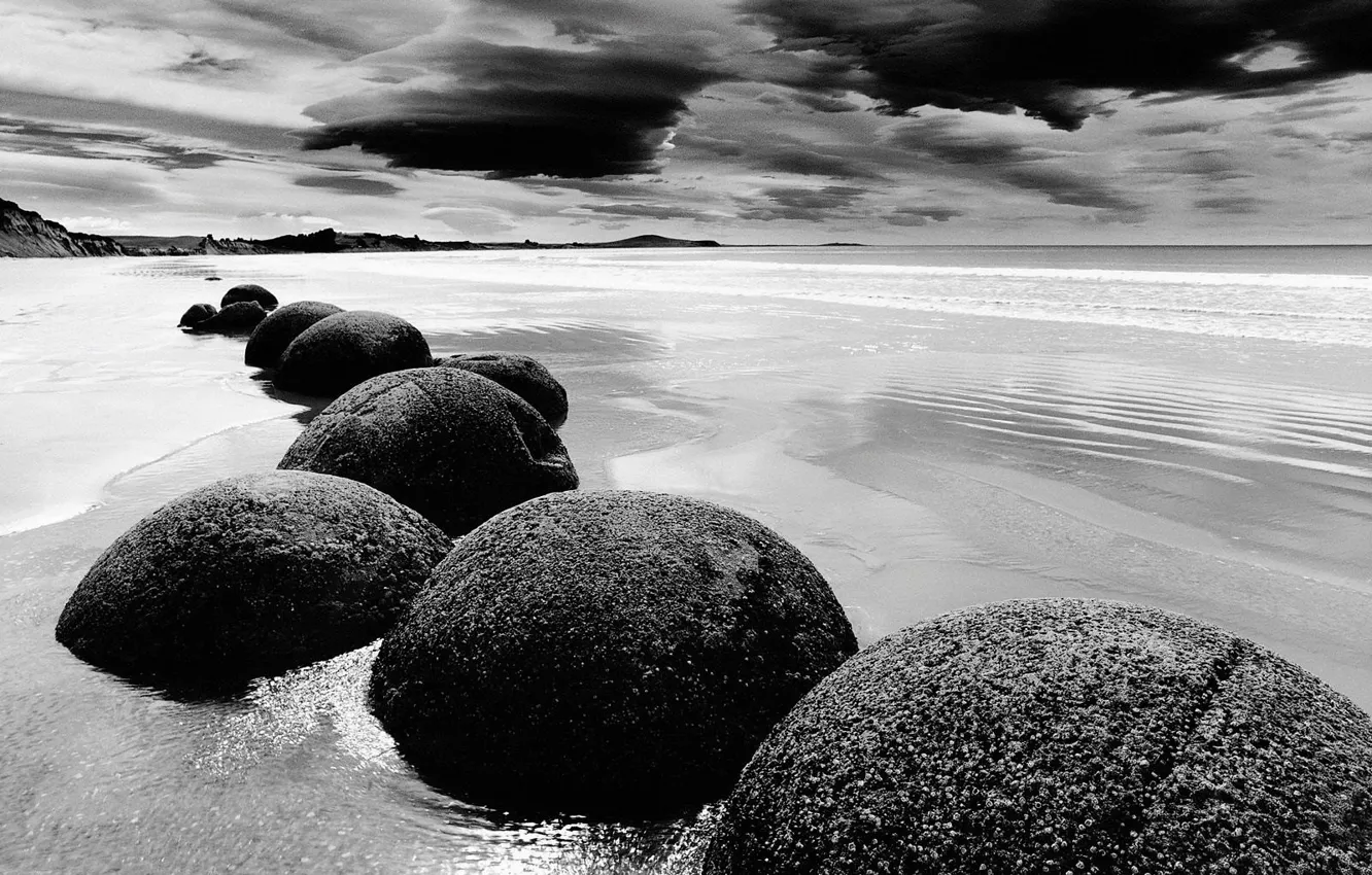 Photo wallpaper sand, water, clouds, stones