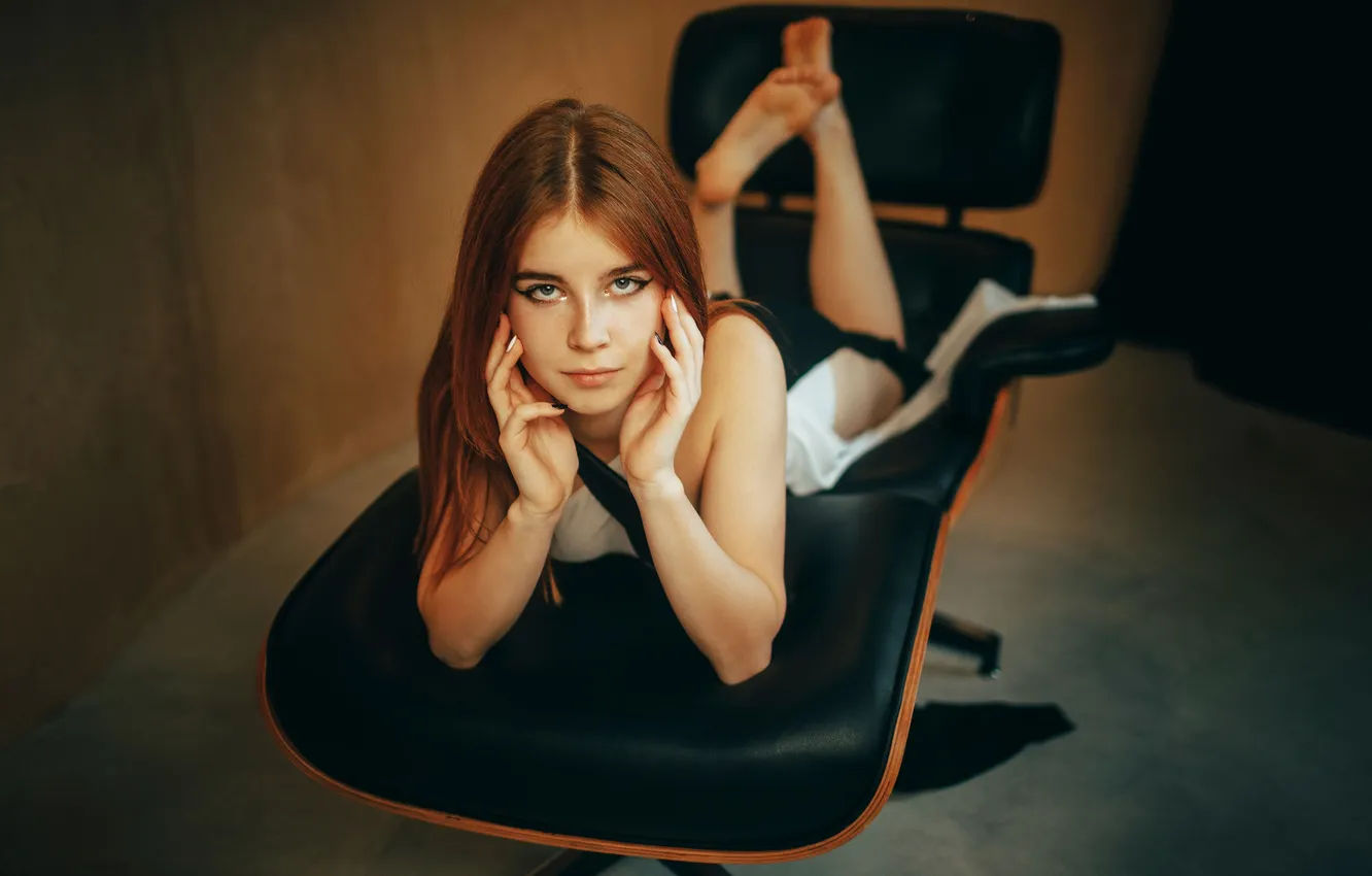 Photo wallpaper look, girl, feet, lies, Roosso Alex