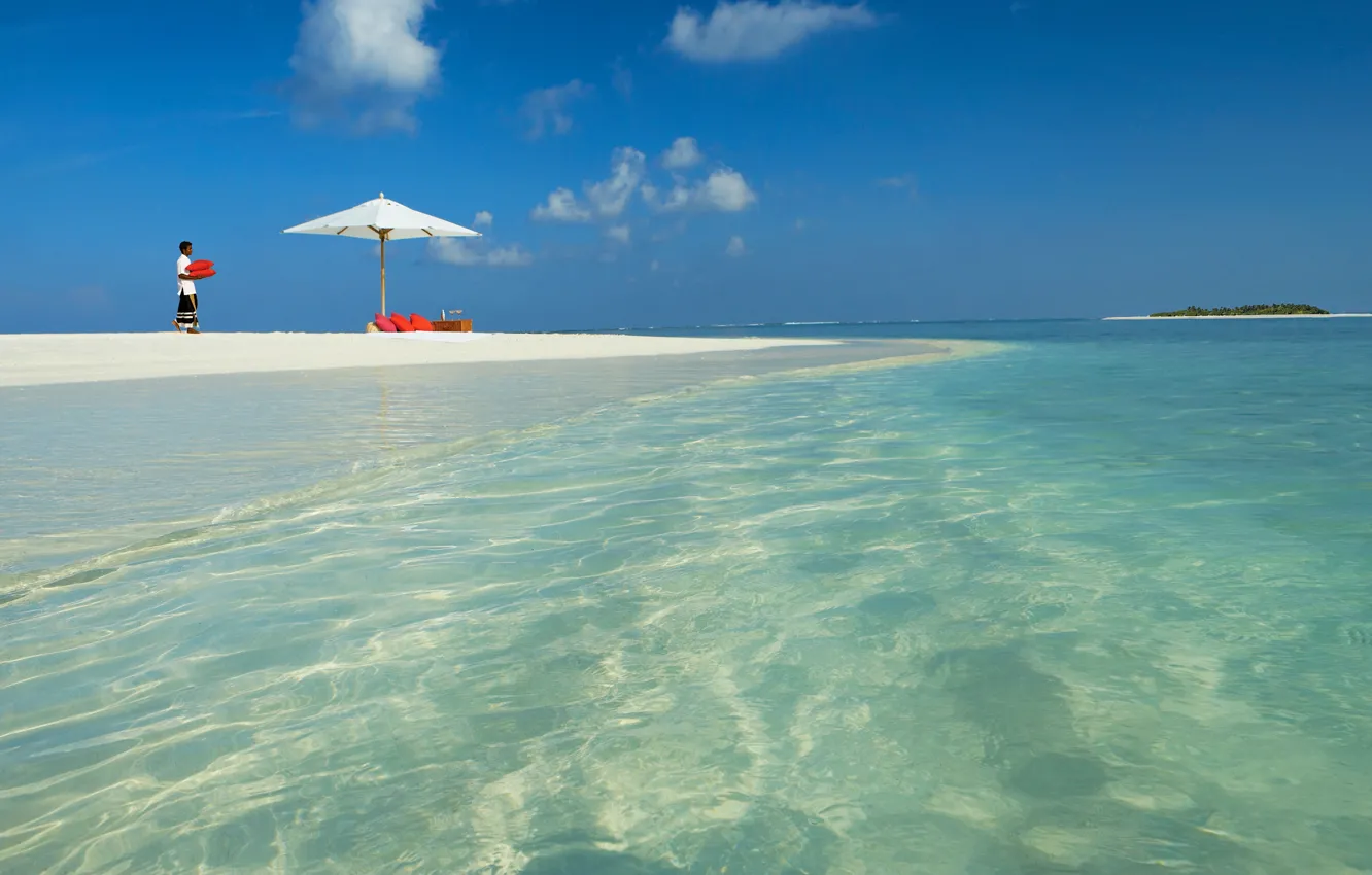 Photo wallpaper sand, sea, beach, the sky, the ocean, island, pillow, umbrella