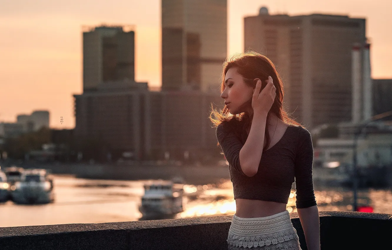 Photo wallpaper the sun, landscape, the city, river, model, skirt, portrait, home