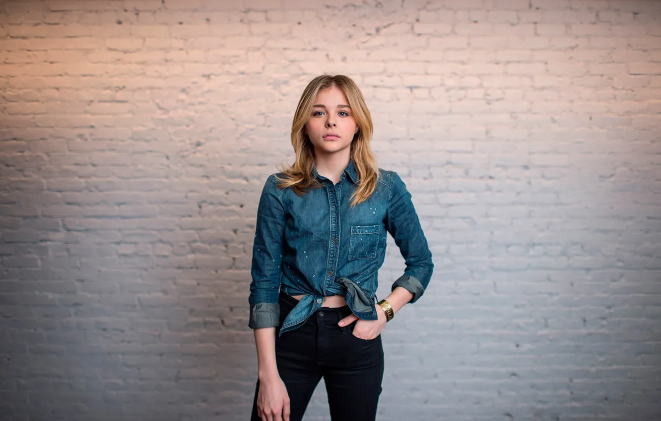 Photo wallpaper shirt, Chloe Grace Moretz, Chloe Grace Moretz, The New York Times