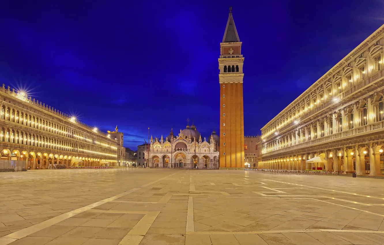 Photo wallpaper Italy, Venice, The Cathedral Of St. Mark, the bell tower, St. Mark's Square