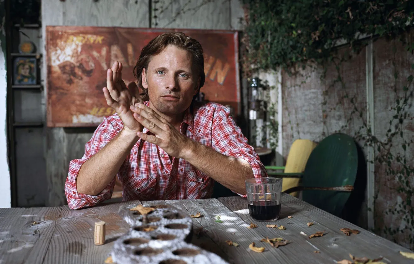 Photo wallpaper actor, shirt, Viggo Mortensen