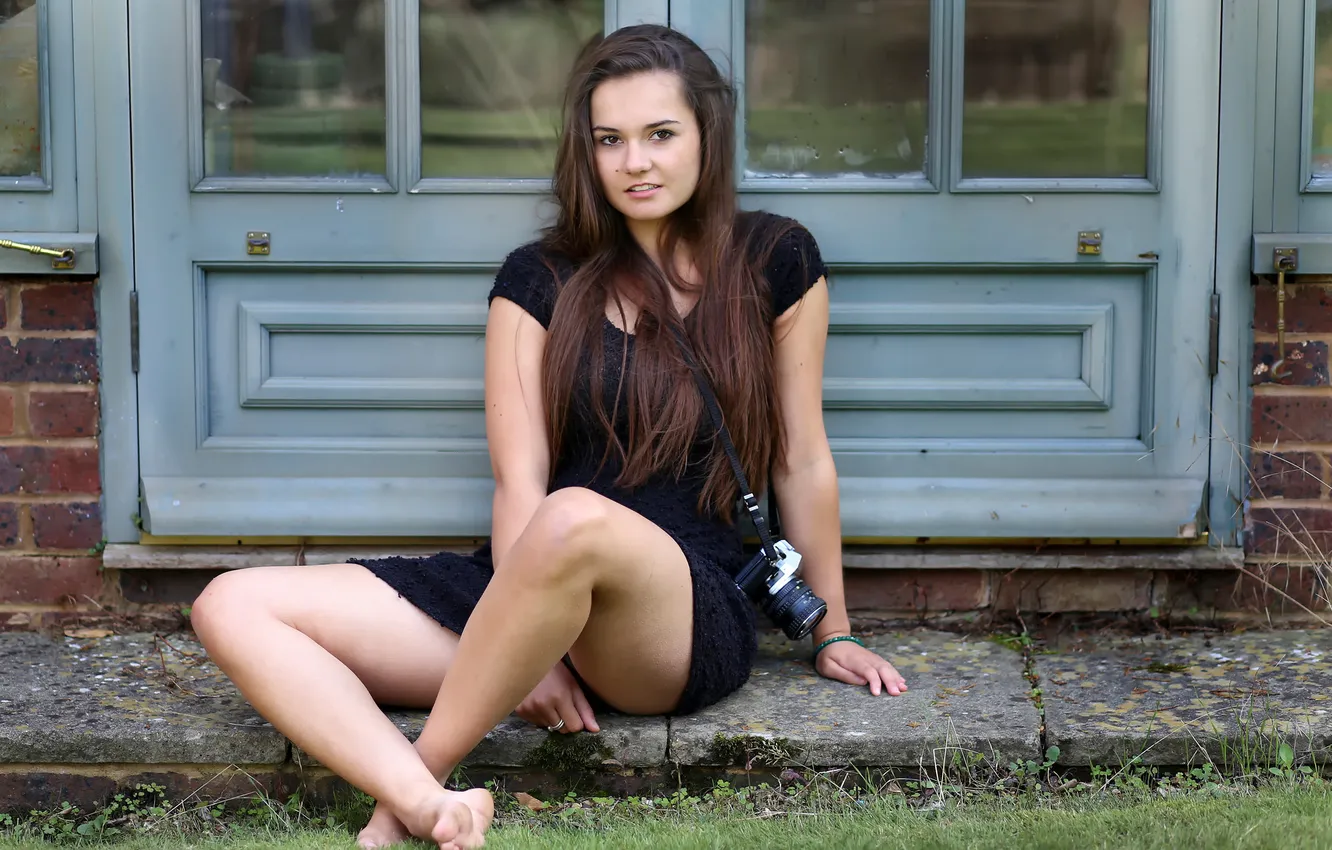 Photo wallpaper camera, legs, lily, Pentax