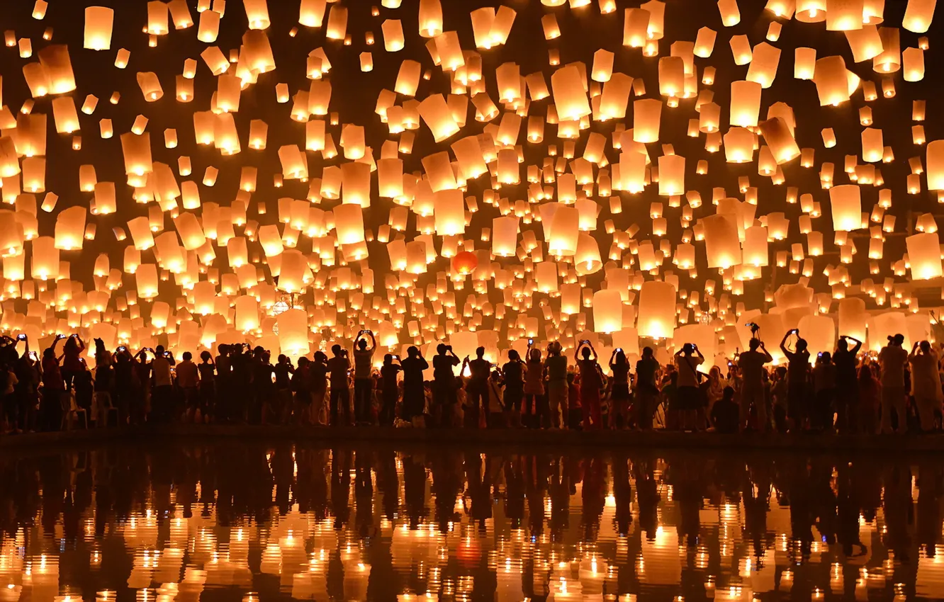 Photo wallpaper Chiang Mai, Loi Krathong Festival, Floating Lanterns