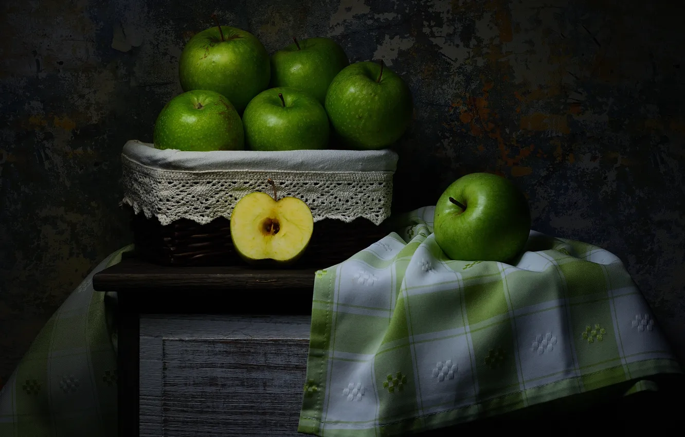 Photo wallpaper green, the dark background, table, apples, still life