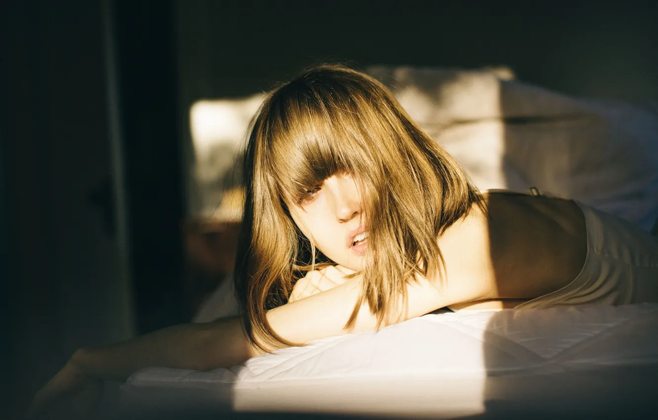 Photo wallpaper girl, hair, lies, bangs