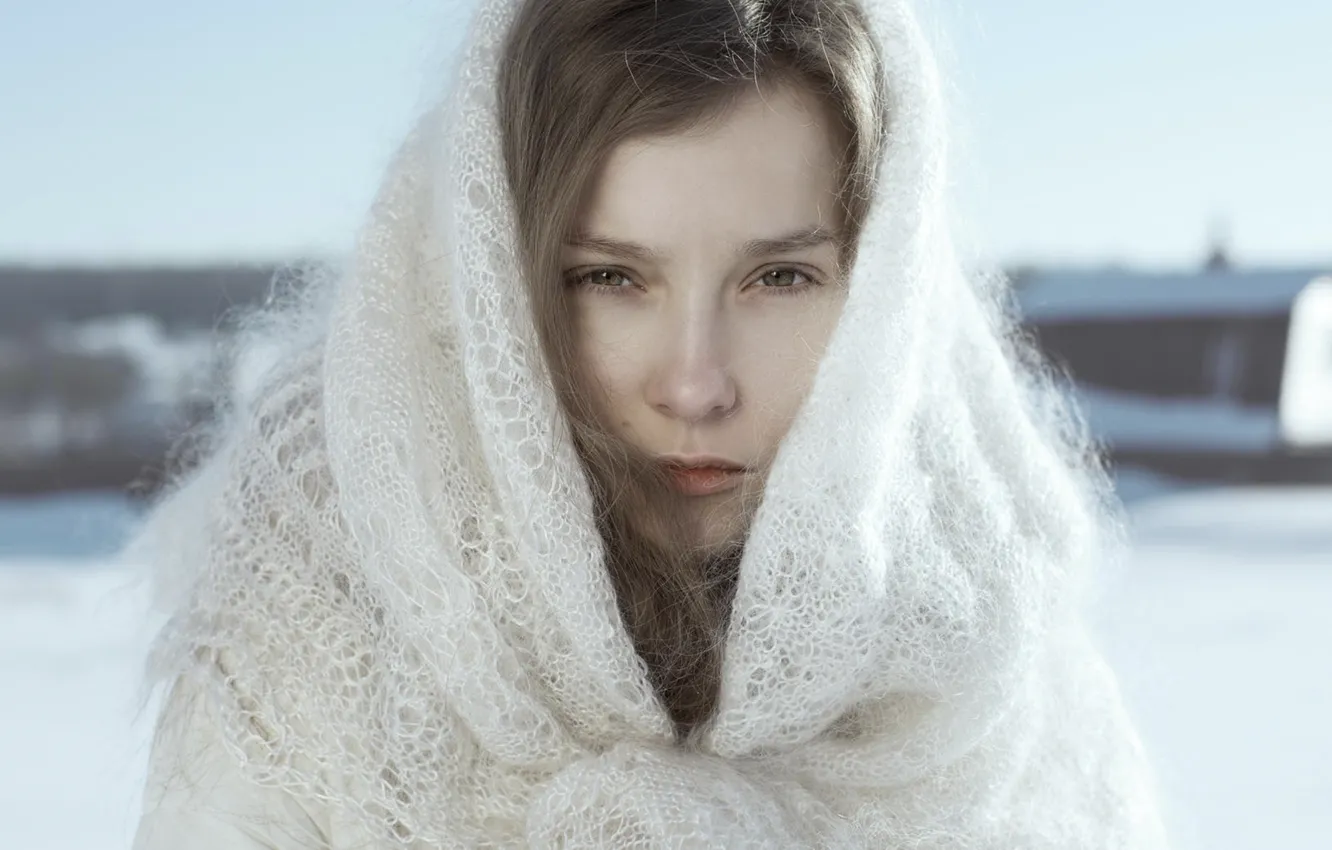 Photo wallpaper winter, portrait, shawl
