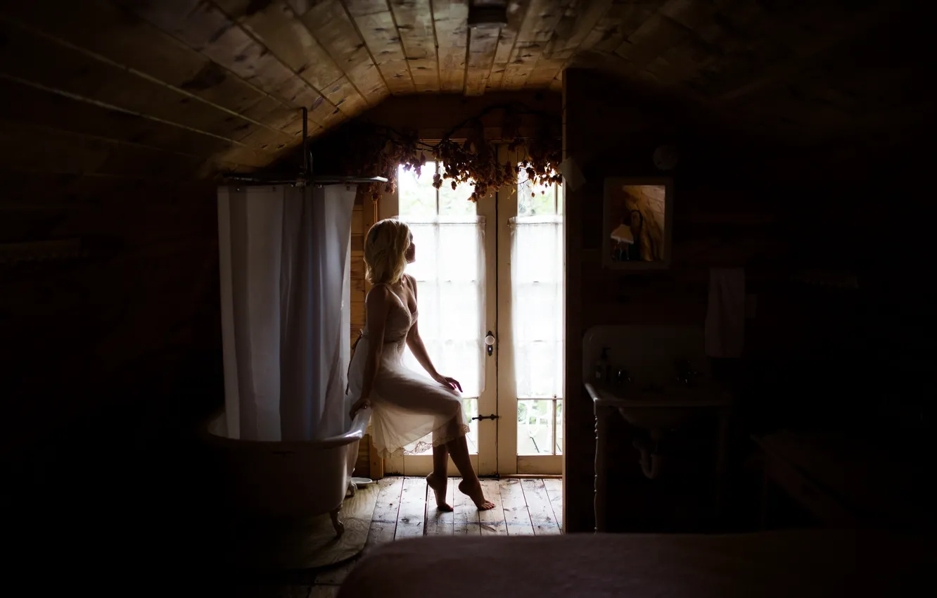 Photo wallpaper girl, blonde, bath, sitting