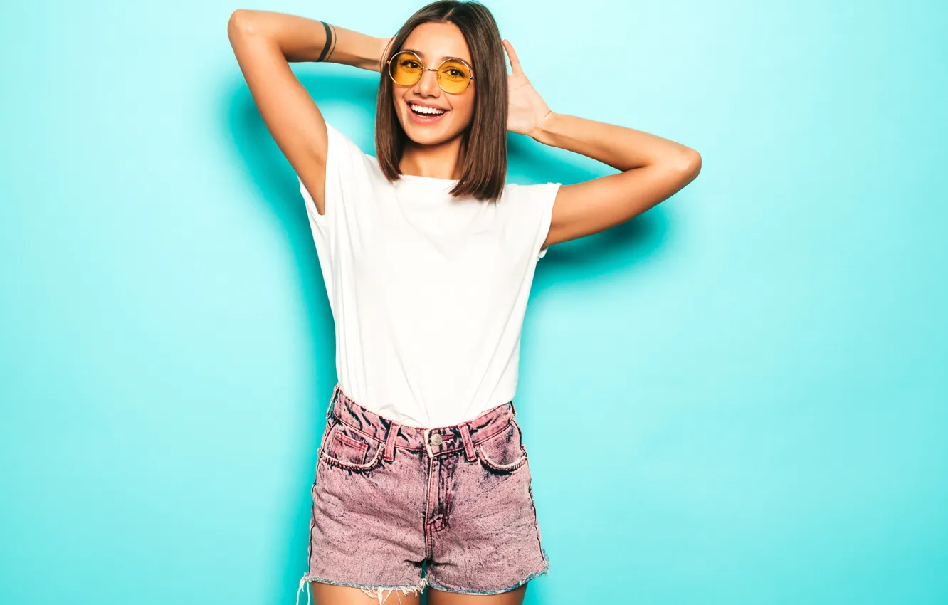 Photo wallpaper girl, joy, emotions, shorts, glasses, cute